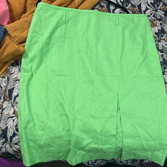 NWT Jcrew Stretch Linen Blend midi pencil Skirt in Summer Lime. - Picture 2 of 4